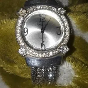 Geneva Elite | Accessories | Geneva Elite Bracelet Watch W  display picture 3